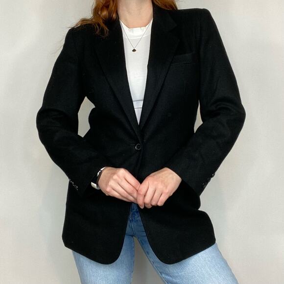 Vintage 90s Size 6 Wool & Cashmere Classic Black Blazer Jacket/Coat - Picture 2 of 11